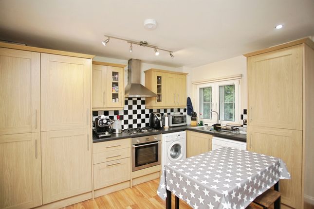 Apartment 24, Lowry Court, Lower Street, Rugby photo 3