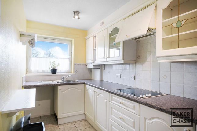 Flat for sale in Halifax Road, Enfield