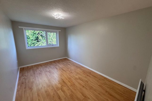 20, Elliott Drive, Gateshead photo 5