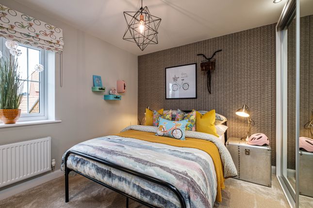 Children's Bedroom With Yellow Bedding