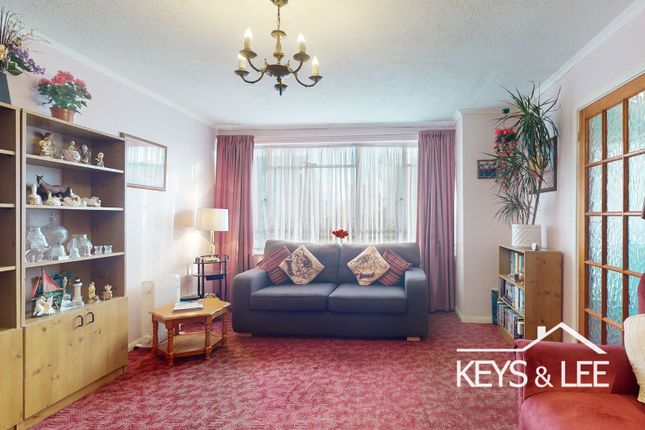 End terrace house for sale in Highfield Road, Collier Row, Romford