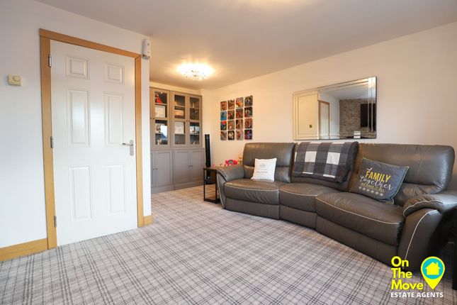 Town house for sale in Linkwood Road, Airdrie