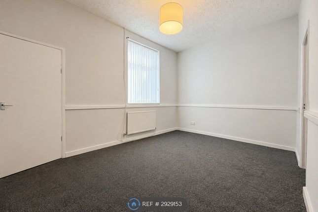 Radclyffe St, Middleton, Manchester photo 3
