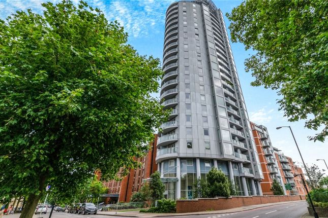 Flat for sale in Altitude Apartments, 9 Altyre Road, Croydon