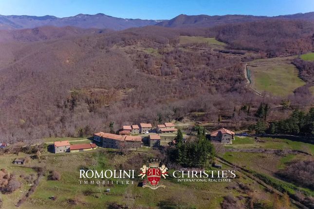 Thumbnail Detached house for sale in Chiusi Della Verna, 52010, Italy