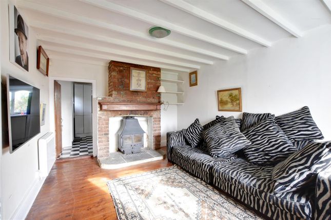 1 Furnace Cottages, Furnace Lane Broad Oak, Rye photo 4