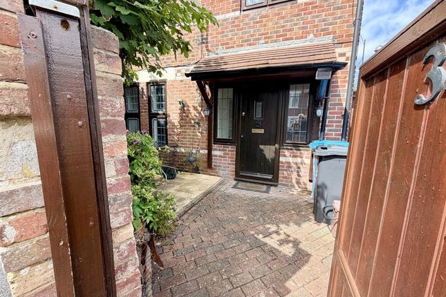 The Cottage, Heckford Road, Poole photo 2