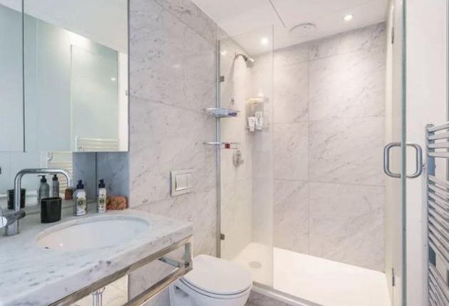 ., Ontario Tower, Blackwall, Canary Wharf photo 3