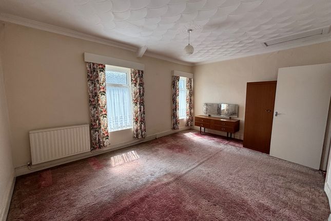 37, Ivor Street, Maesteg photo 2