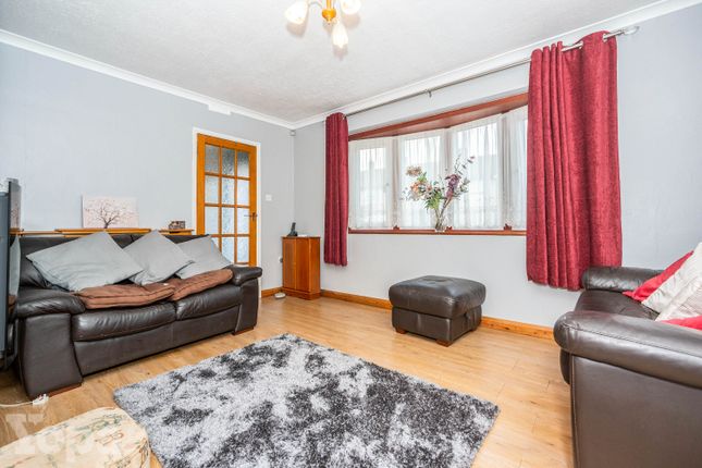 38, Aspdin Road, Gravesend photo 2