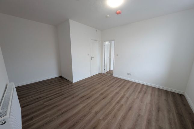 Flat K, 60 Gelli Road, Pentre photo 5