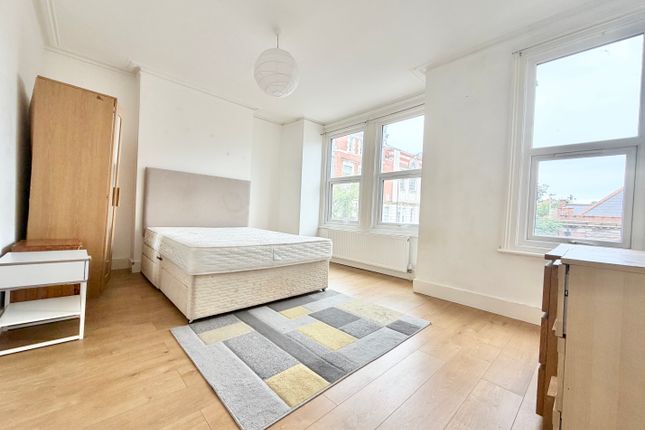 15, Winchester Street, Acton photo 5