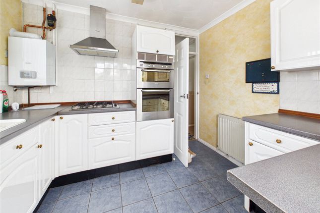 15, Remus Close, Essex photo 4