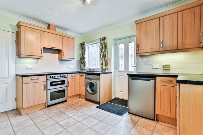 173, Netherton Lane, Wakefield photo 3