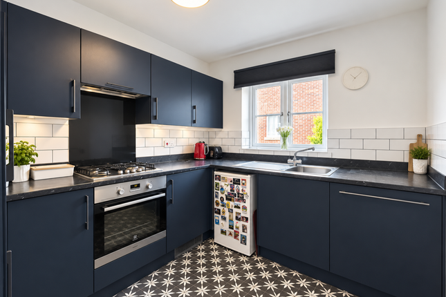 2 Bugle Crescent, SHAFTESBURY photo 4