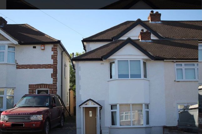 112, Cranleigh Road, Feltham photo 2