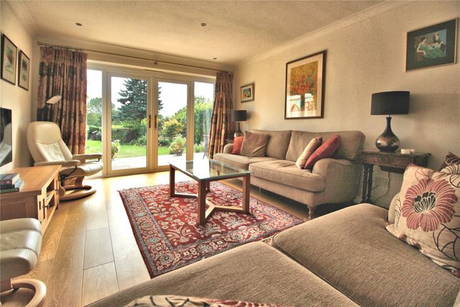 187, Saunders Lane, Surrey photo 3