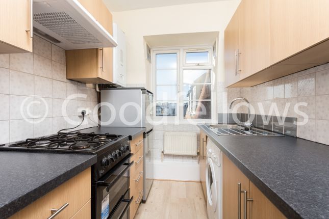 Thumbnail Flat to rent in Grosvenor Court, Morden, Surrey