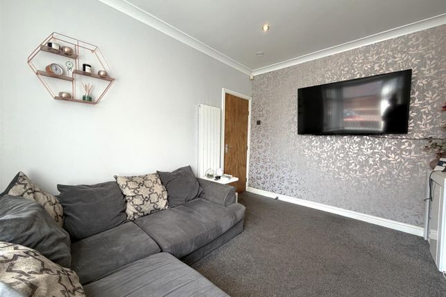 19, Lord Street, Bolton photo 5