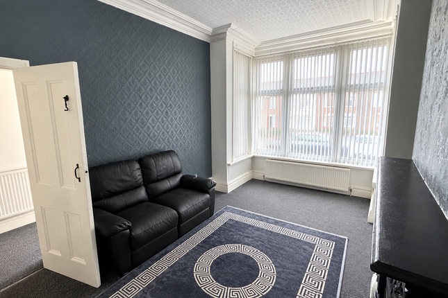 31, Boothley Road, Blackpool photo 2