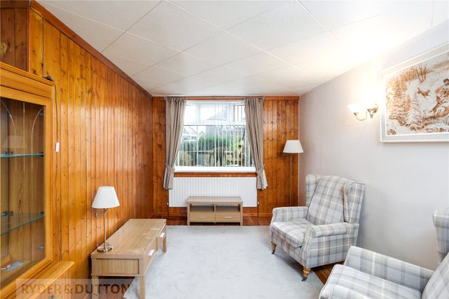 10, North View Close, Saddleworth photo 4