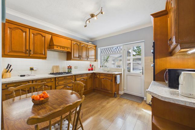 6, Torchil Close, Anlaby photo 2