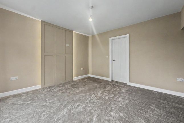 38, Doncaster Avenue, Nottingham photo 3
