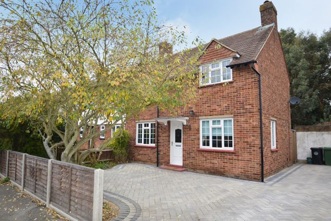 Thumbnail End terrace house to rent in Newlands Close, Hersham, Walton On Thames
