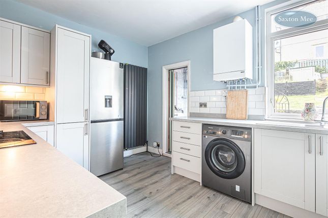 51, Newton Avenue, Sheffield photo 4