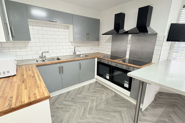 111, Bow Lane, Preston photo 3