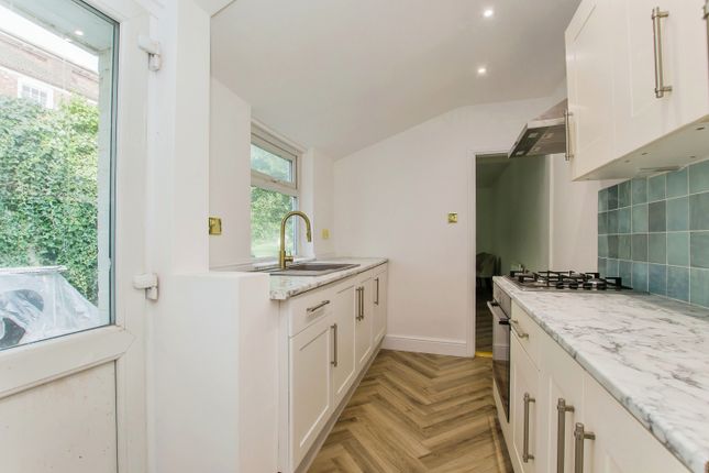 5, Norfolk Street, Lincolnshire photo 3