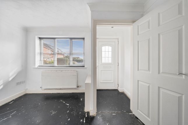 6 Greenall Street, Wigan photo 2