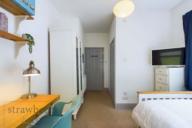 631 Bath Road, Bristol photo 4