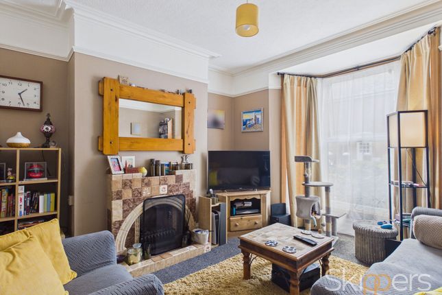 14 Kent Avenue, Ashford photo 2