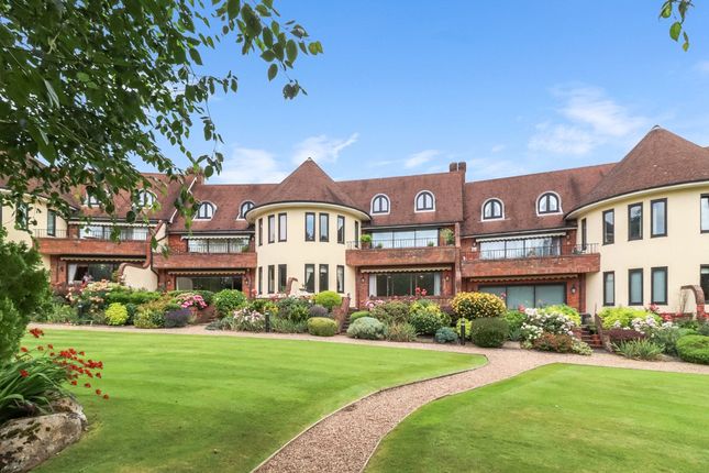 Thumbnail Flat for sale in Waterglades, Knotty Green, Beaconsfield, Buckinghamshire
