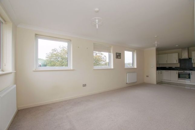 Thumbnail Flat for sale in Station Approach, Farningham Road, Crowborough