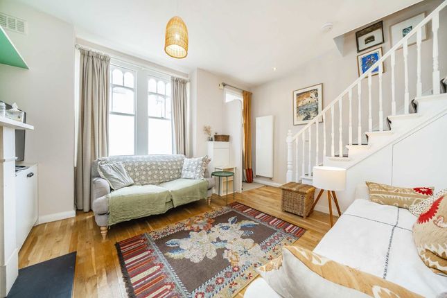 Thorpebank Road, London photo 4