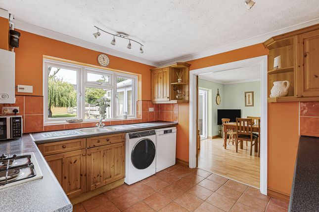67, Abingdon Road, Drayton photo 4