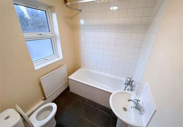 6b, Catford Broadway Catford, London photo 4