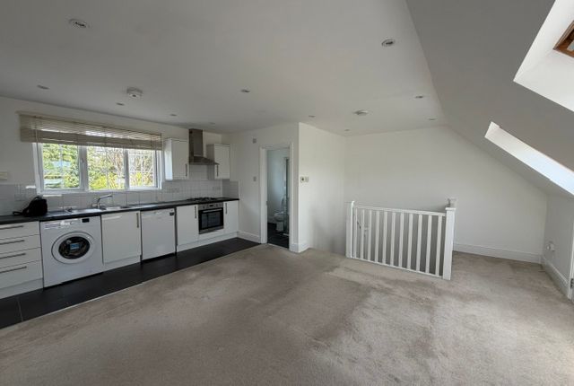 356b, Malden Road, Worcester Park photo 3