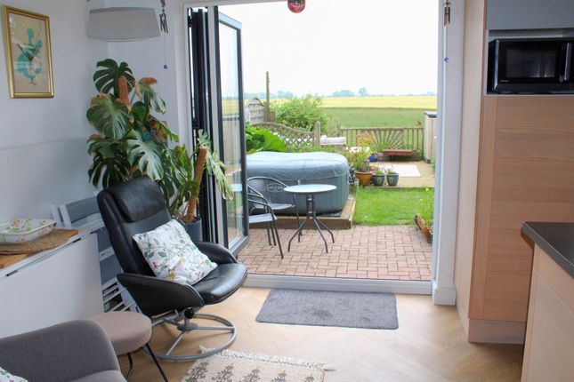 59 Greenfield Drive, Brigg photo 5