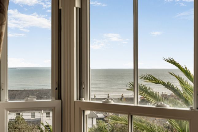 1374785-15-690F55...