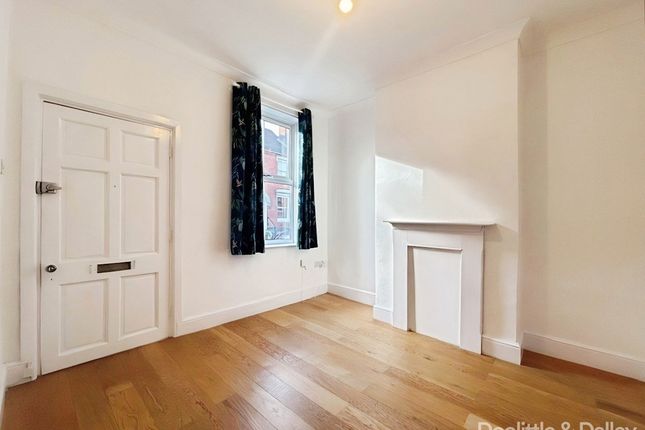 27, Findon Street, Worcestershire photo 2