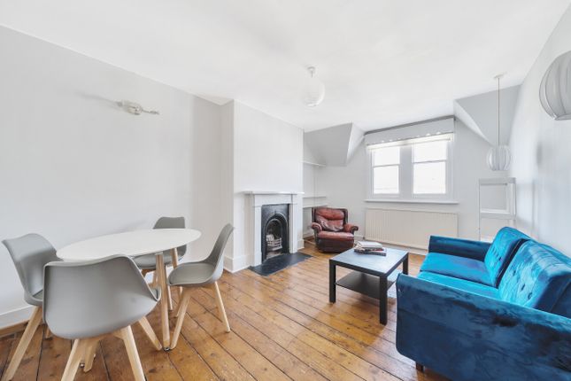 Flat to rent in Agamemnon Road, West Hampstead, London