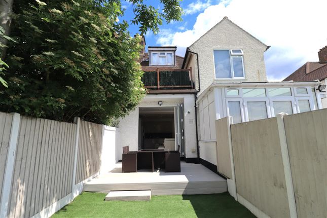 Thumbnail Flat for sale in Station Road, Hendon