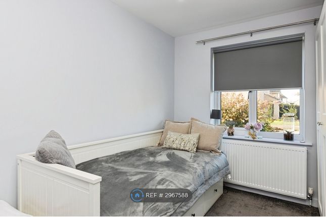 Treelands Drive, Leckhampton, Cheltenham photo 3