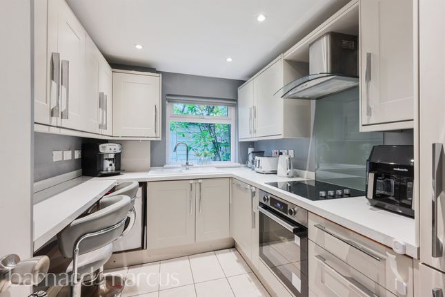 49, Gainsborough Road, Epsom photo 4