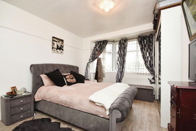 Flat for sale in Rochford Road, Southend-On-Sea, Essex