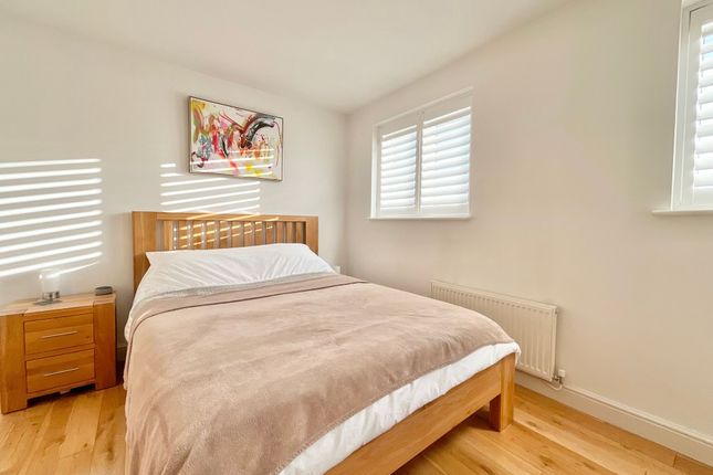 6 Thorn Tree Drive, Crewe photo 3