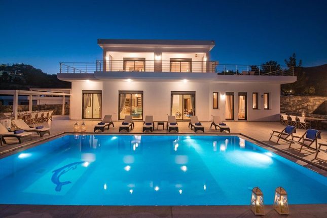 Villa for sale in Agios Nikolaos, Greece